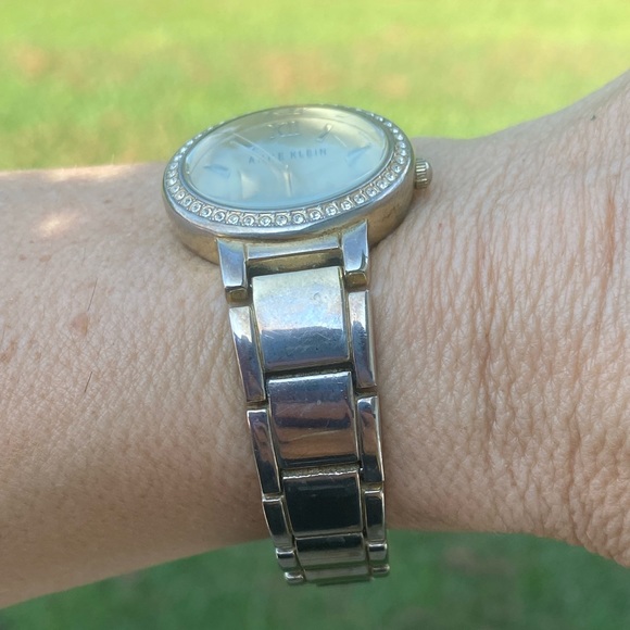 Anne Klein link watch Roman numerals water resistant crystal accent - Picture 6 of 14